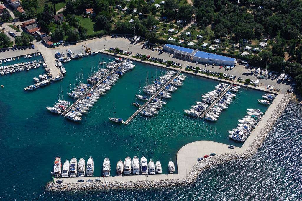 Stone House Chiara Seaview Apartment Funtana Exterior foto